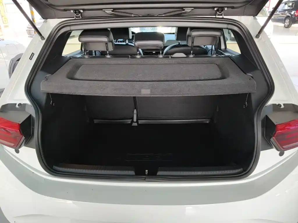 Volkswagen ID.3 — миниатюра 19