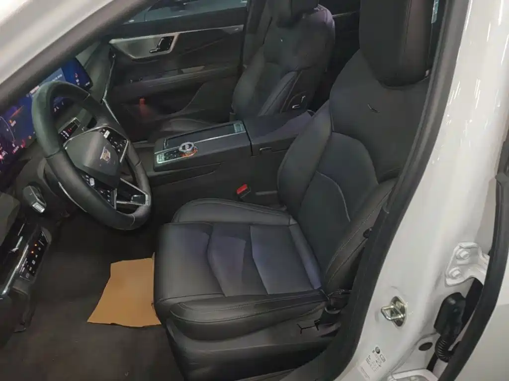 Cadillac CT6 — миниатюра 15