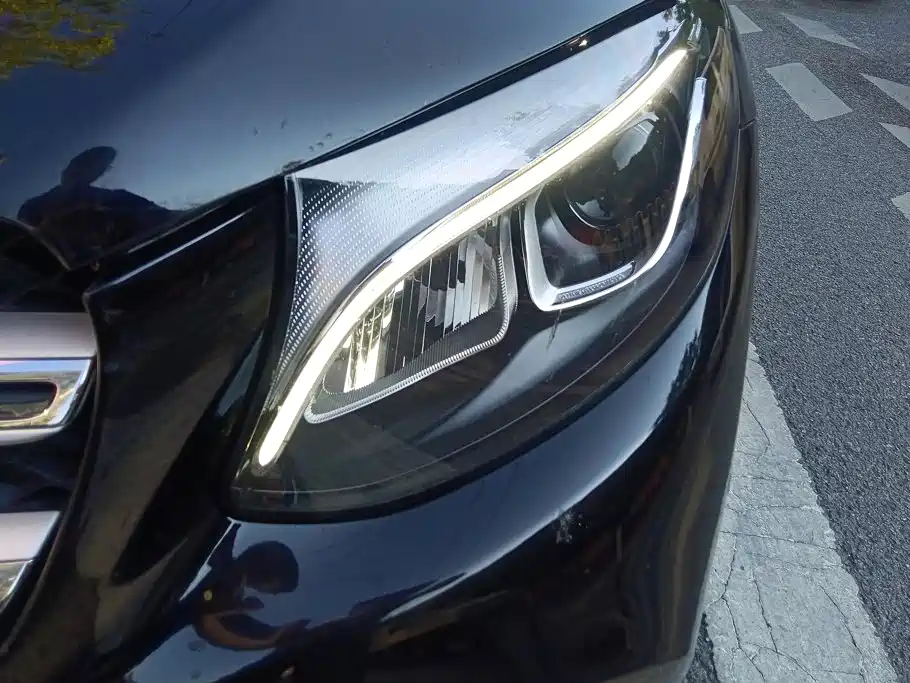 Mercedes-Benz GLC — миниатюра 5