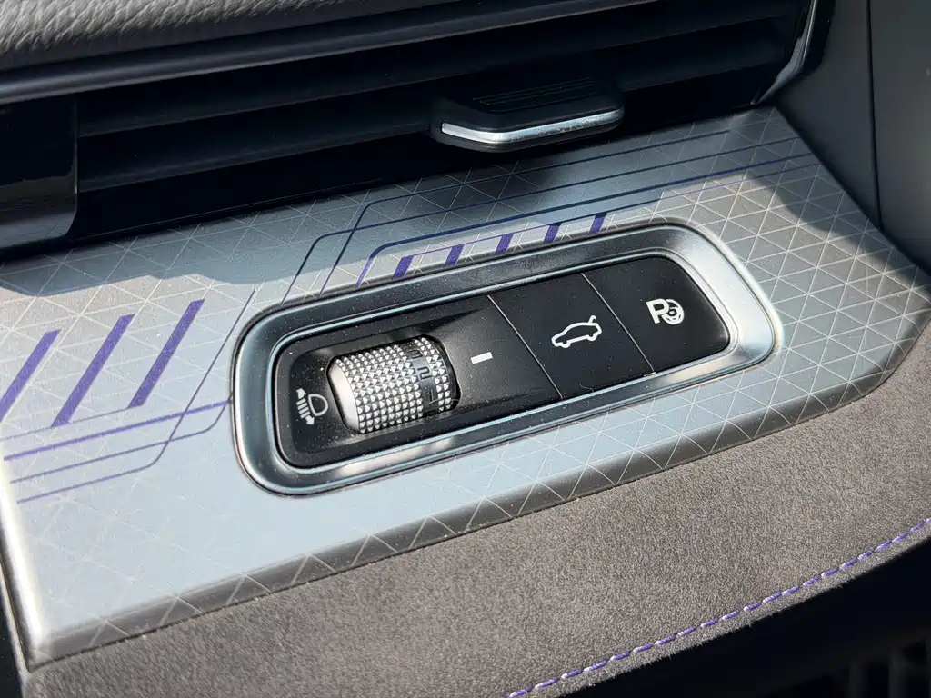 Geely Xingrui — миниатюра 31