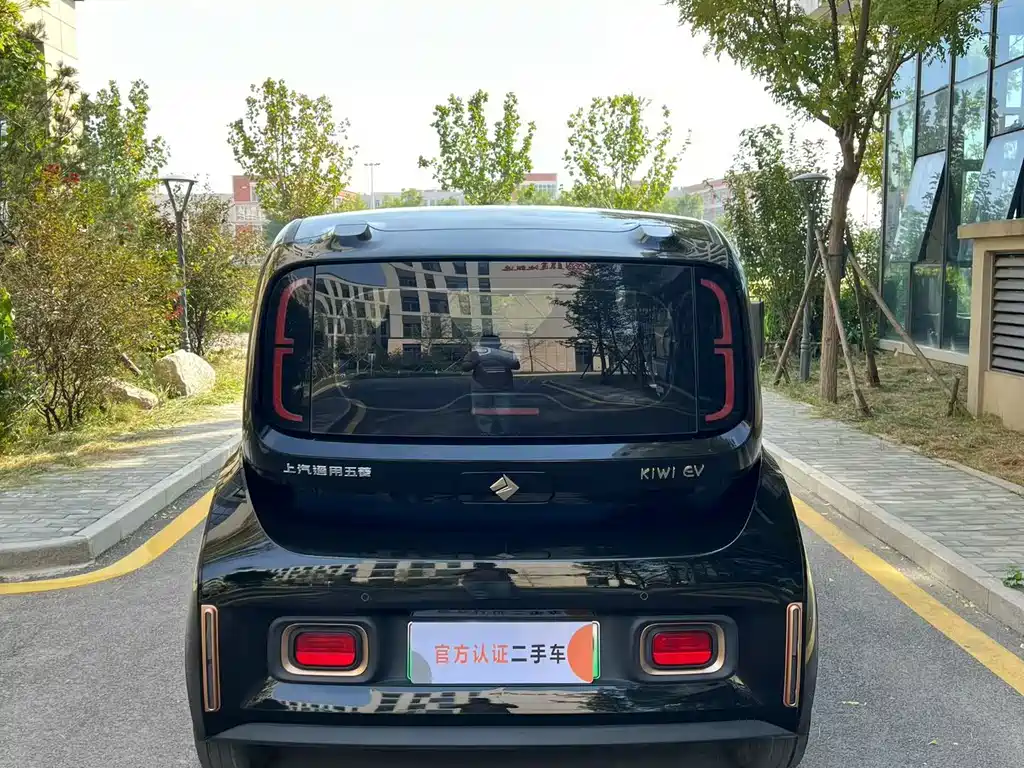 Baojun KiWi EV — миниатюра 8