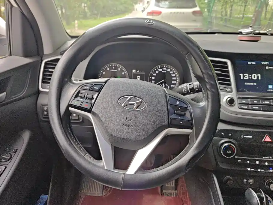 Hyundai Tucson — миниатюра 15