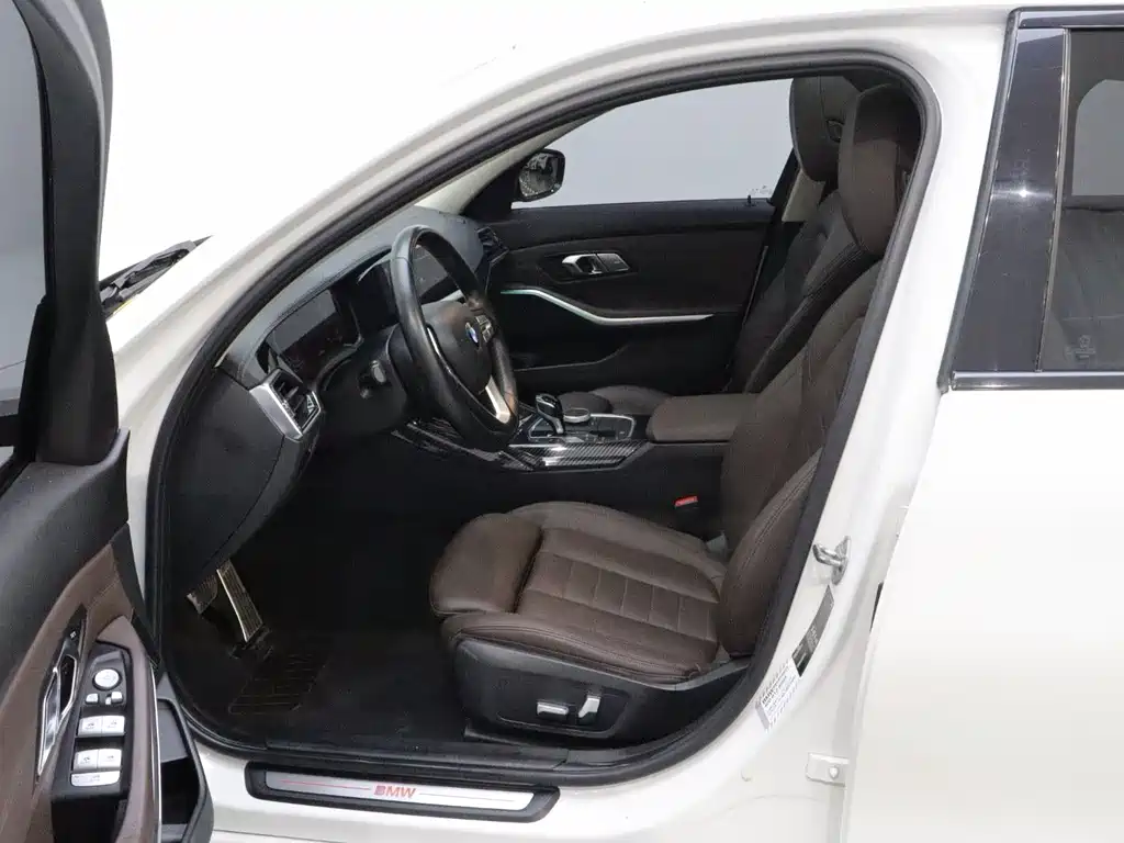 BMW 3 Series — миниатюра 11