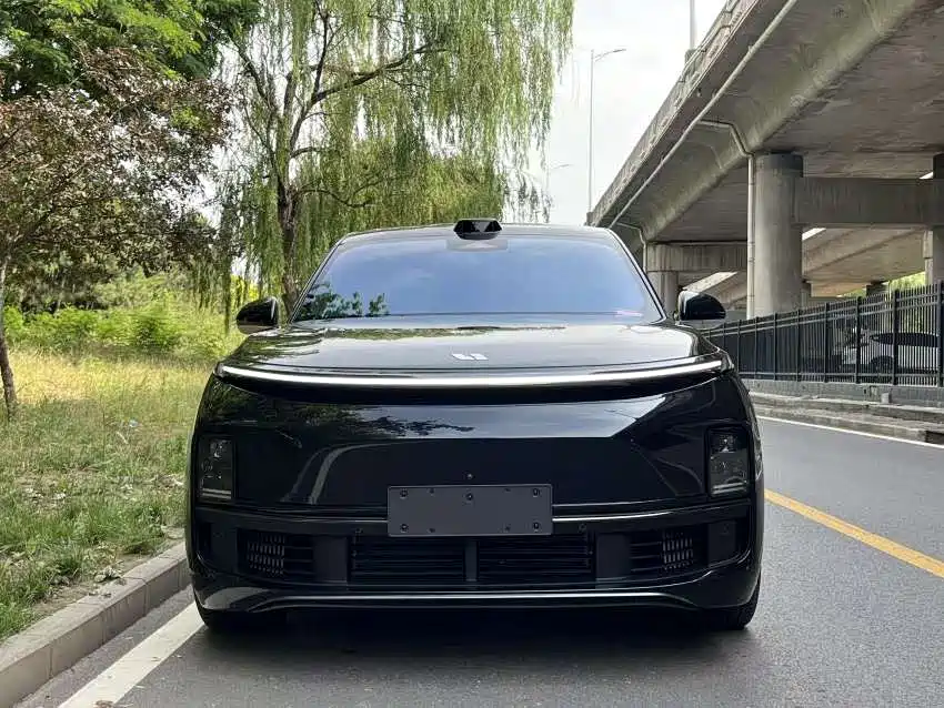 Li Auto Li L8 — миниатюра 2