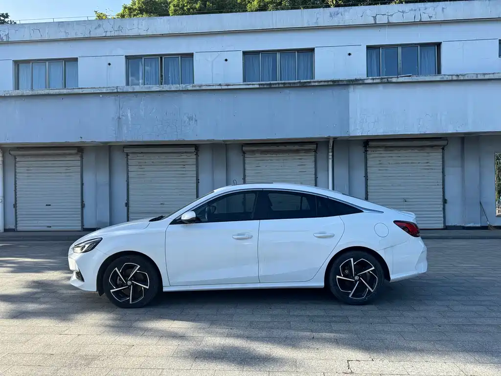MG MG5 — миниатюра 14