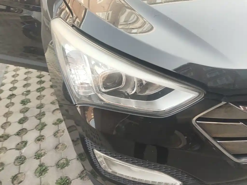Hyundai Santa Fe — миниатюра 7