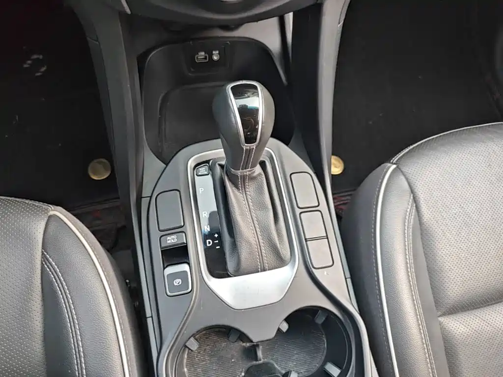 Hyundai Santa Fe — миниатюра 14