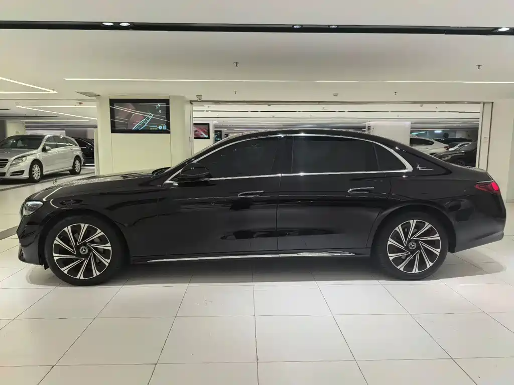 Mercedes-Benz E-Class E 2024 E 300 L Luxury