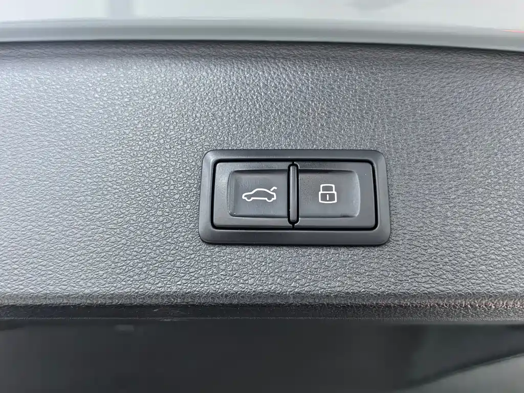 Audi Q2L — миниатюра 20