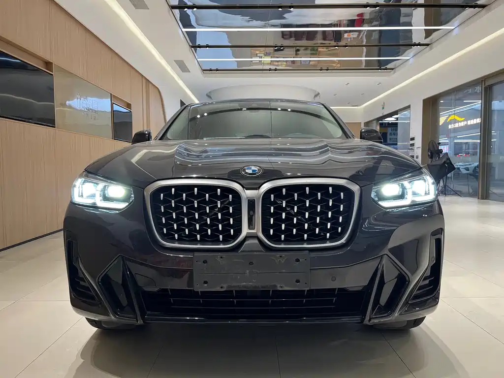 BMW X4 2022