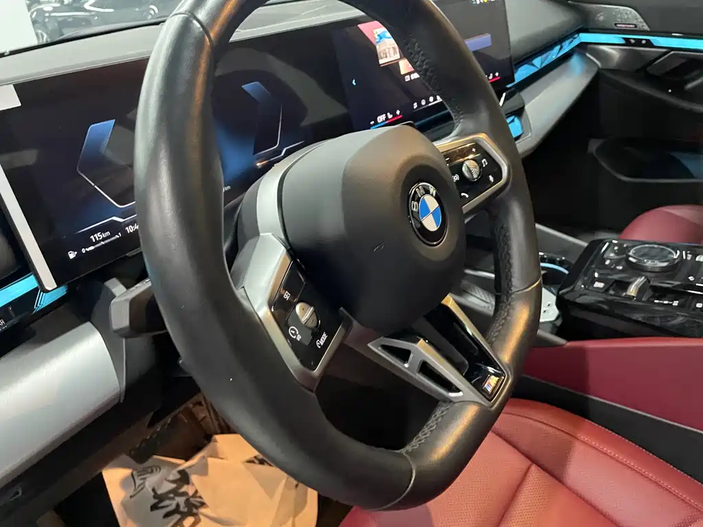 BMW 5 Series — миниатюра 14