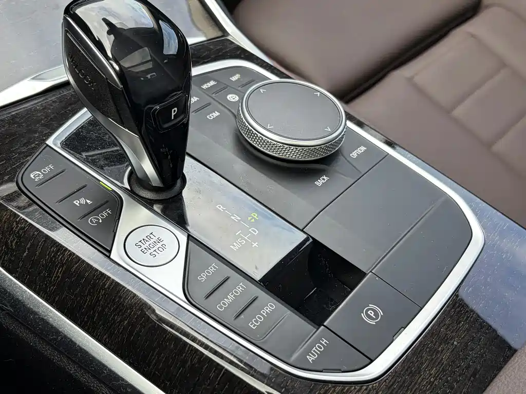 BMW 3 Series — миниатюра 9