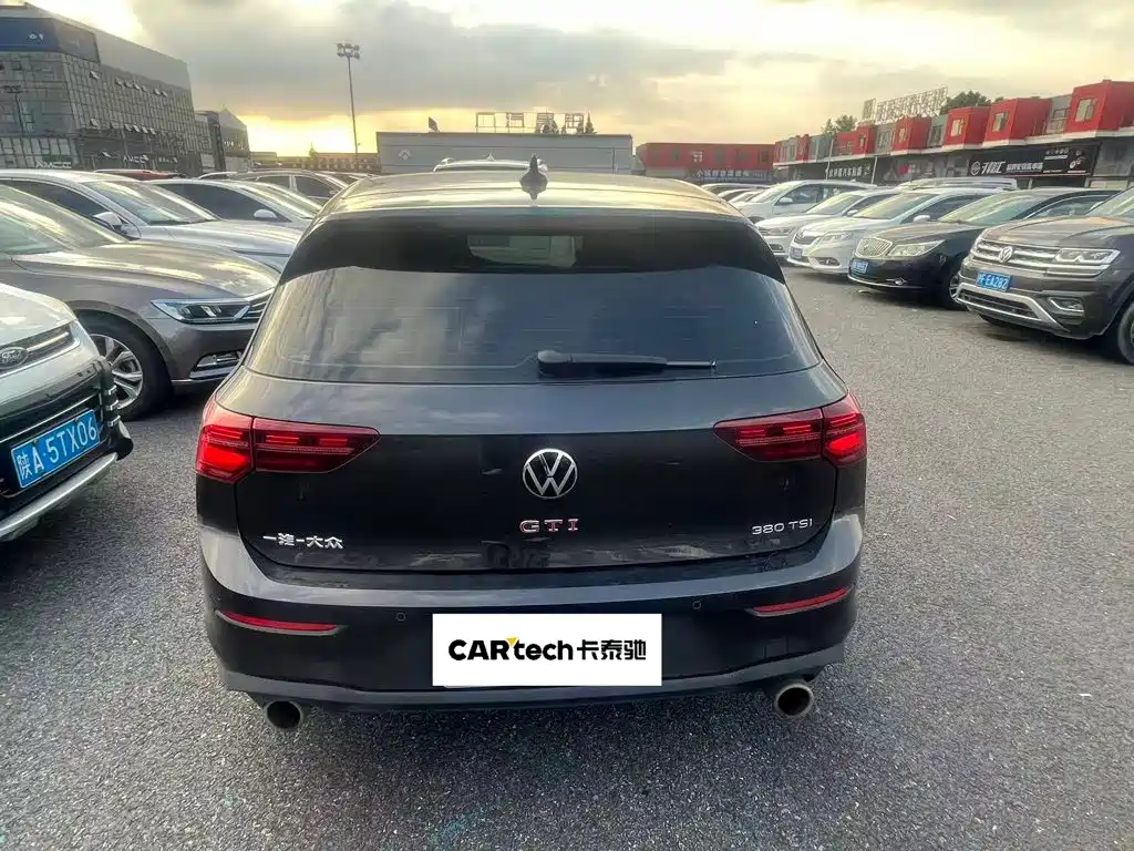 Volkswagen Golf GTI — миниатюра 9