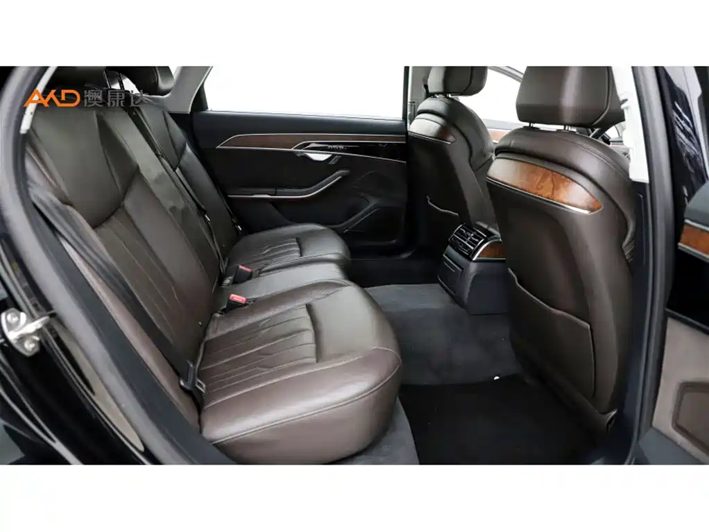 Audi A8 — миниатюра 8