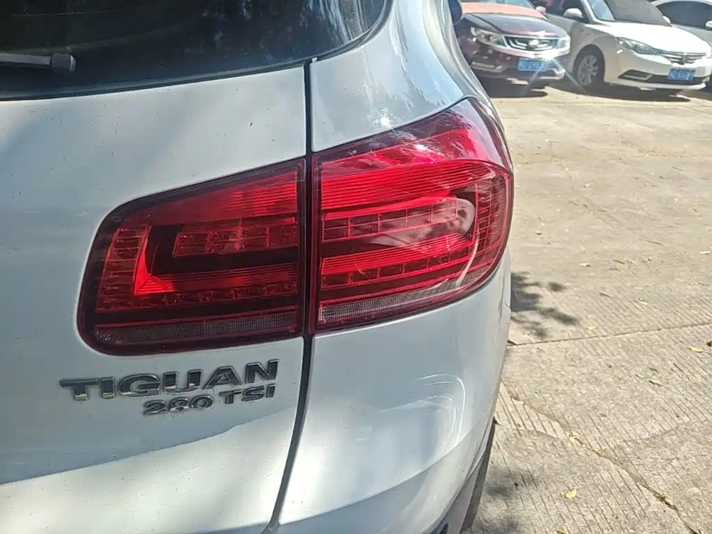 Volkswagen Tiguan — миниатюра 8