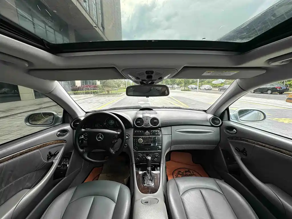 Mercedes-Benz CLK-Class — миниатюра 12