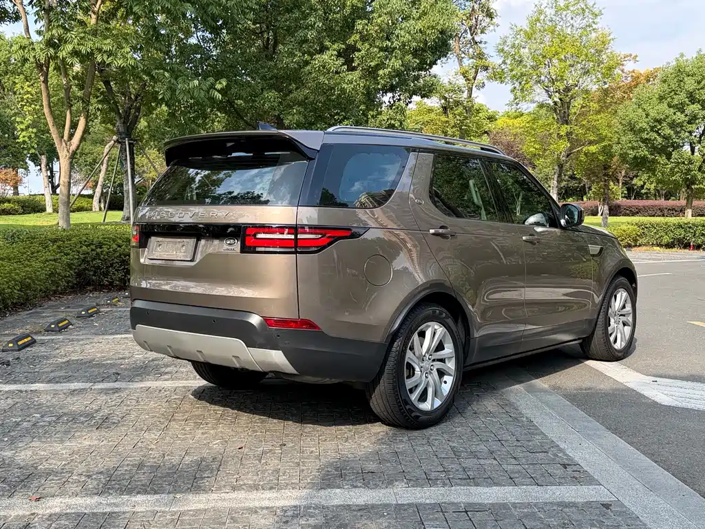 Land Rover Discovery — миниатюра 12