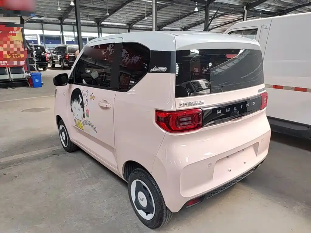 Wuling MINIEV — миниатюра 5