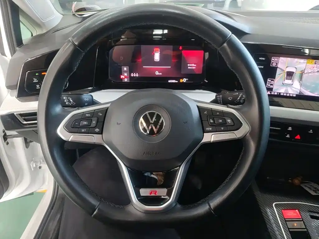 Volkswagen Golf — миниатюра 11