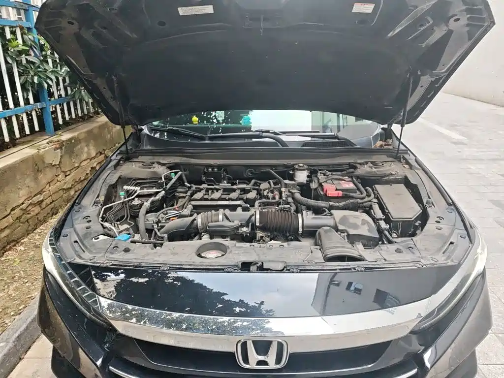 Honda Accord — миниатюра 11