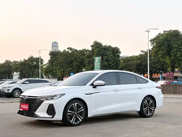 Chery Arrizo 8