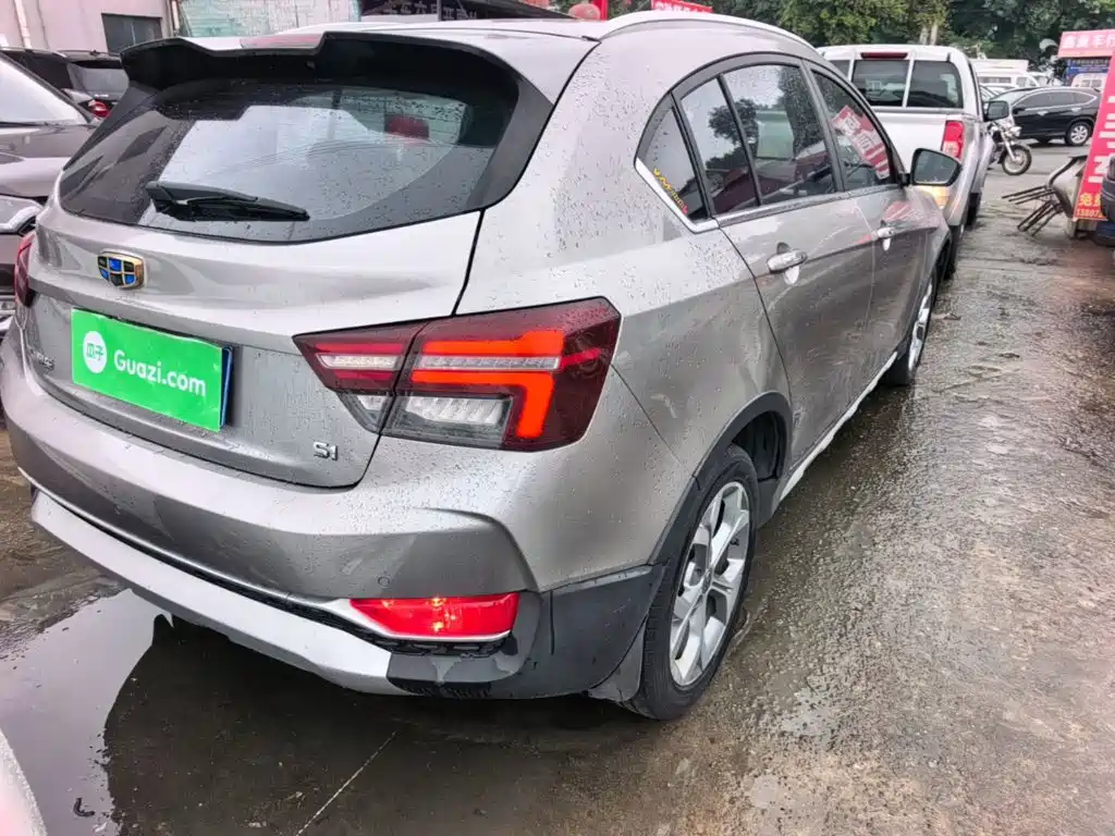 Geely Vision S1 — миниатюра 8