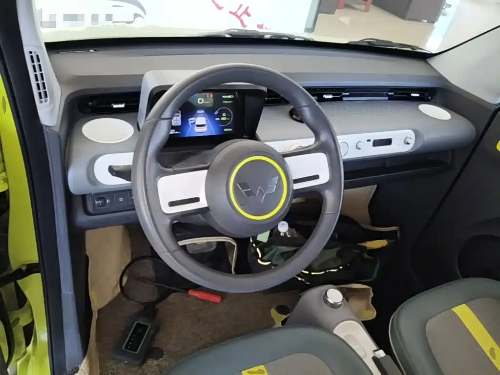 Wuling MINIEV — миниатюра 11