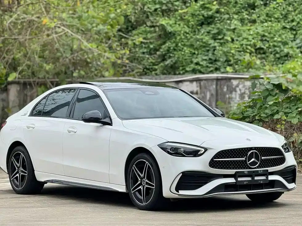 Mercedes-Benz C-Class — миниатюра 2