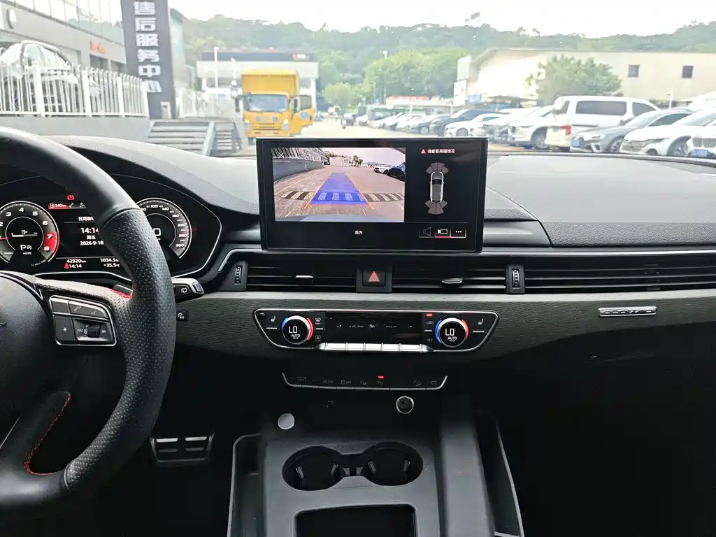 Audi A4 (Import) — миниатюра 11