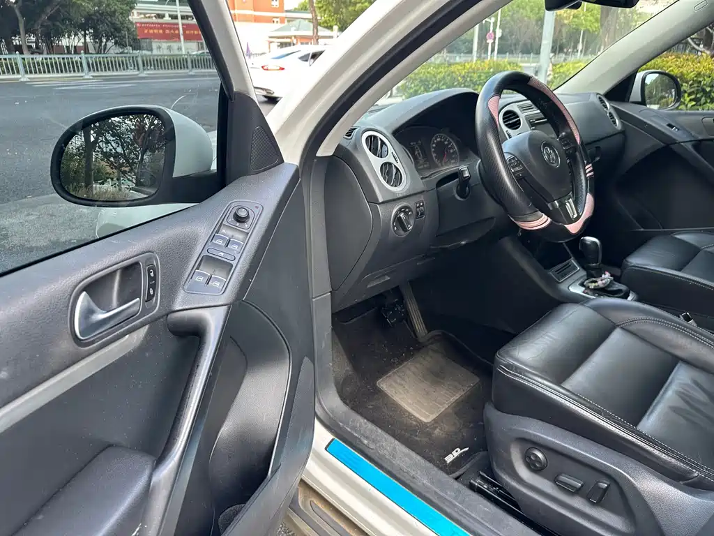 Volkswagen Tiguan — миниатюра 8