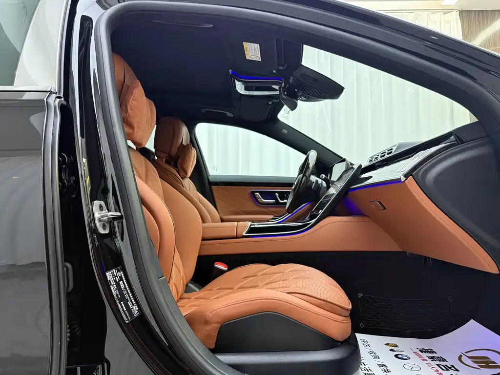 Mercedes-Benz S-Class — миниатюра 12