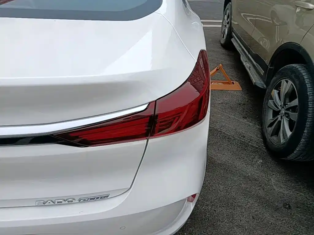 Changan Eado — миниатюра 8