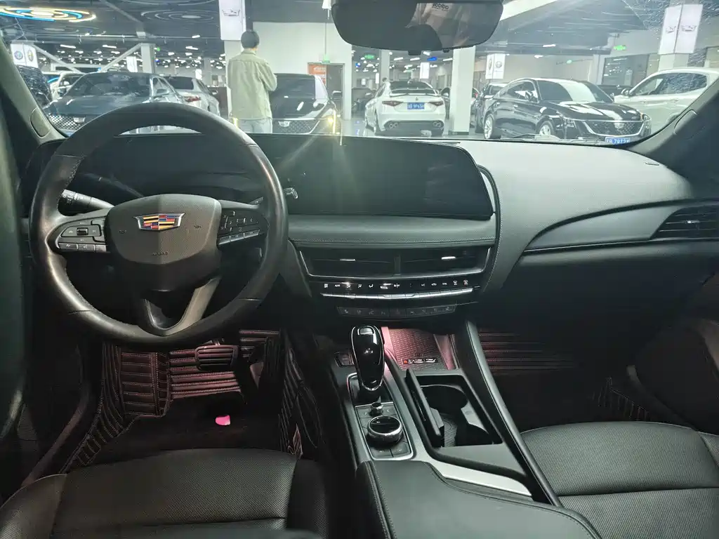 Cadillac CT5 — миниатюра 14