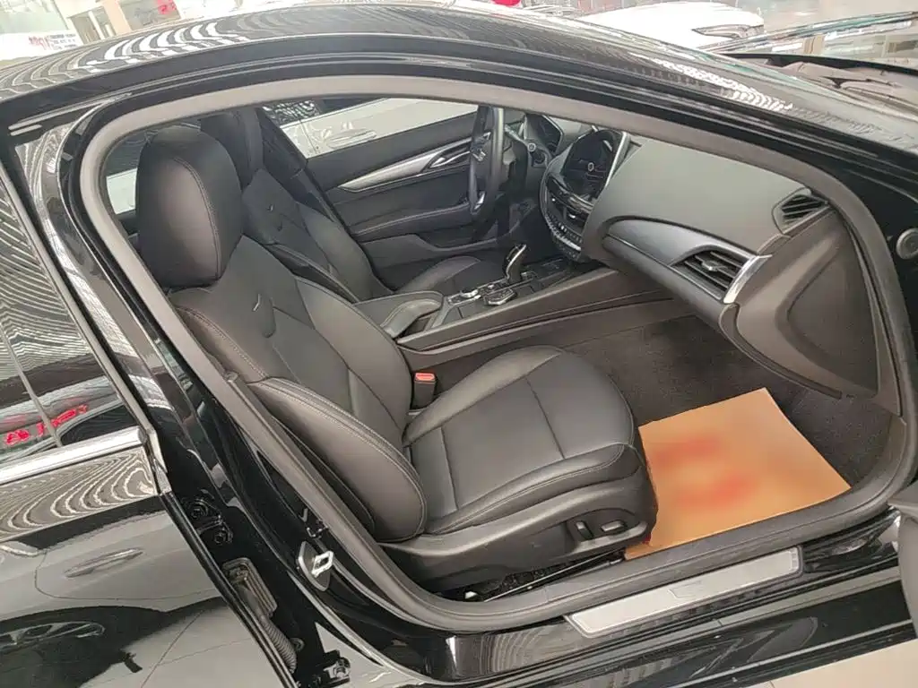 Cadillac CT5 — миниатюра 25