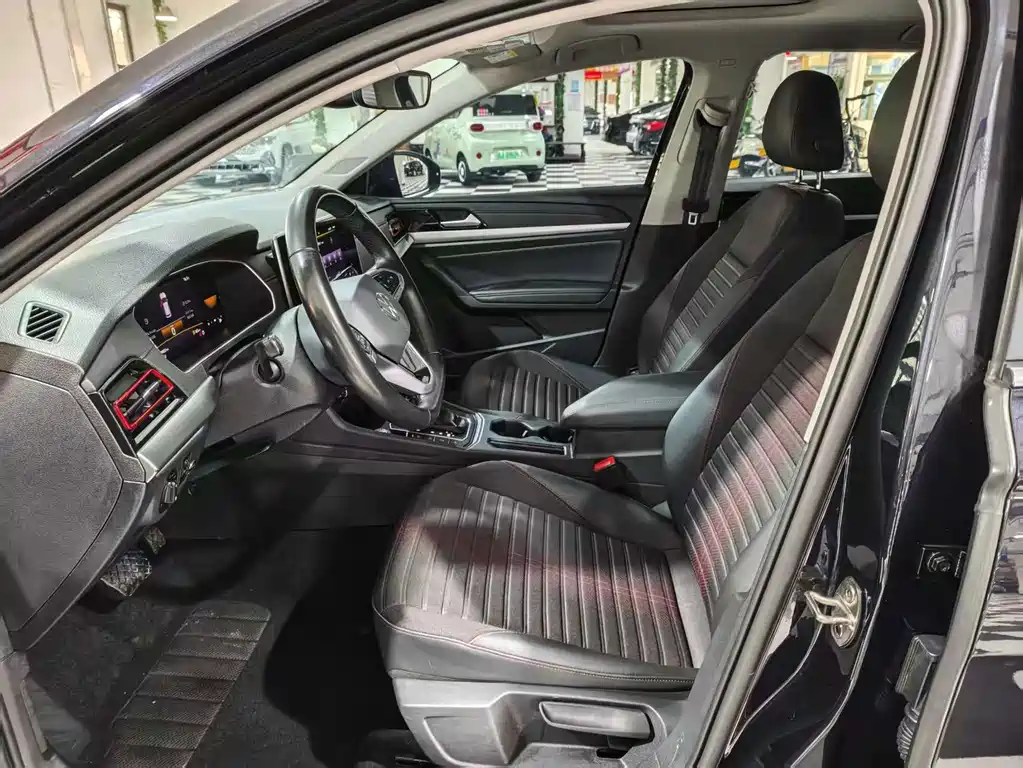 Volkswagen Lavida — миниатюра 8