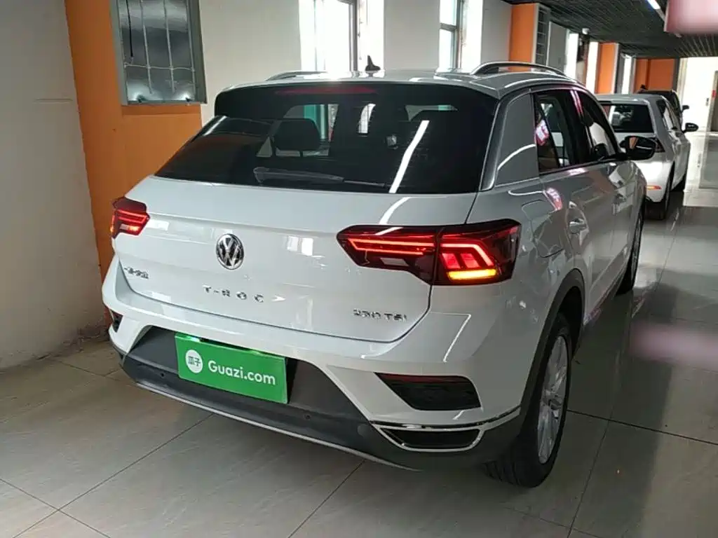 Volkswagen T-Roc — миниатюра 7