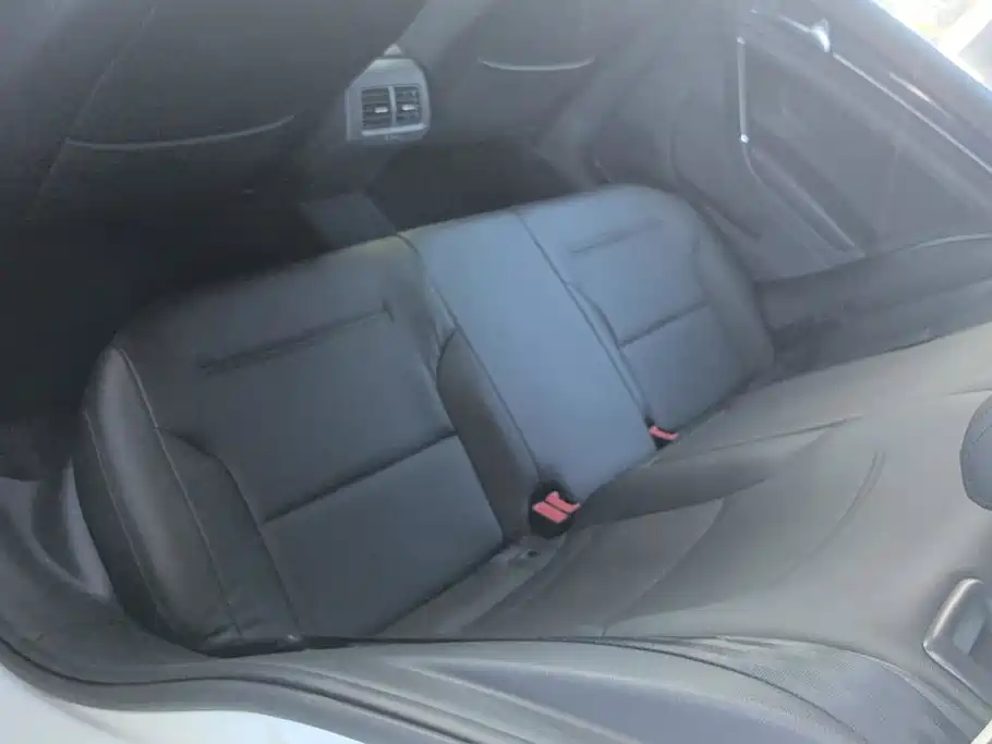 Volkswagen Golf — миниатюра 11