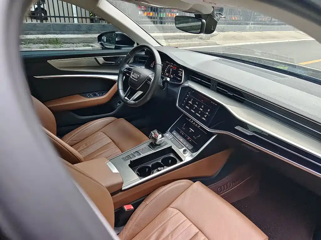 Audi A6L — миниатюра 22