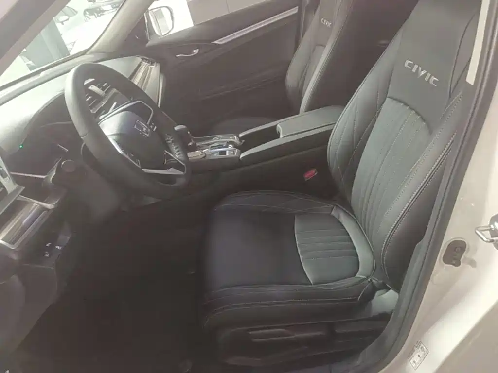 Honda Civic — миниатюра 15