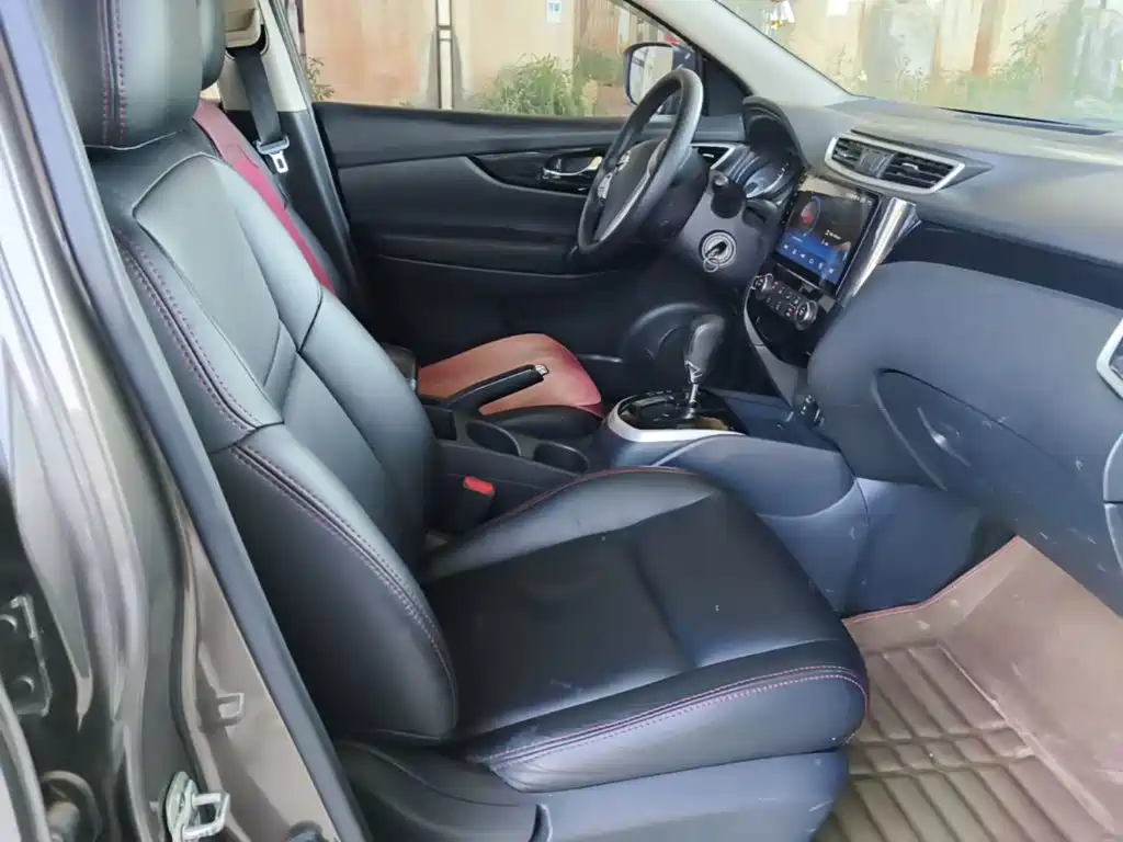 Nissan Qashqai — миниатюра 25