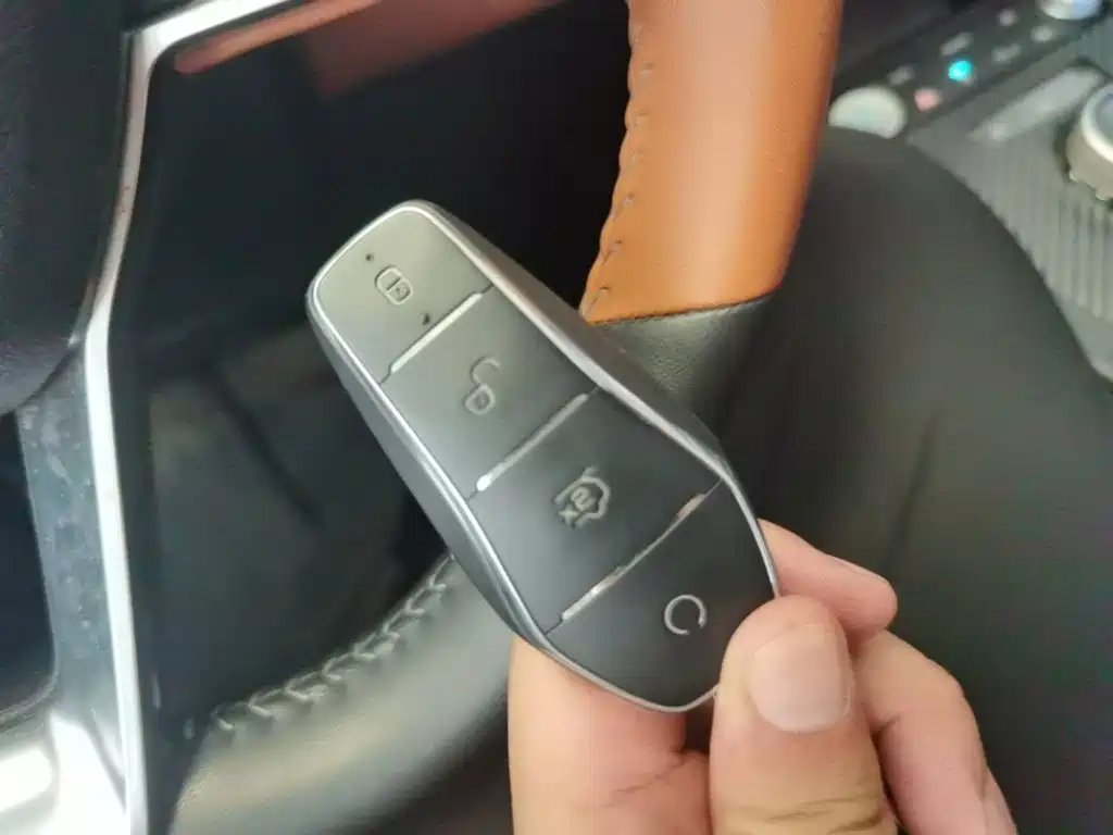 BYD e2 — миниатюра 9