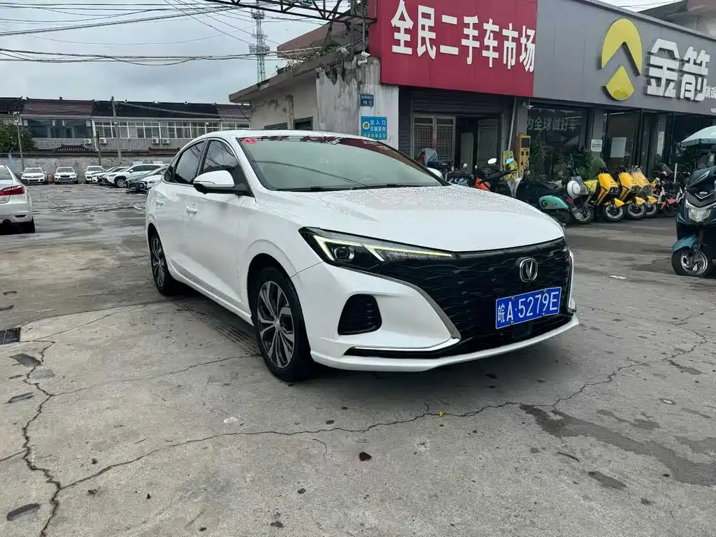 Changan Eado — миниатюра 3