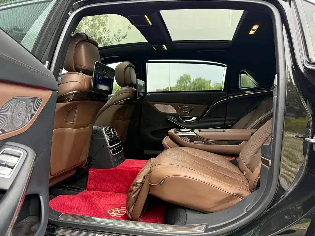 Mercedes-Benz S-Class — миниатюра 7