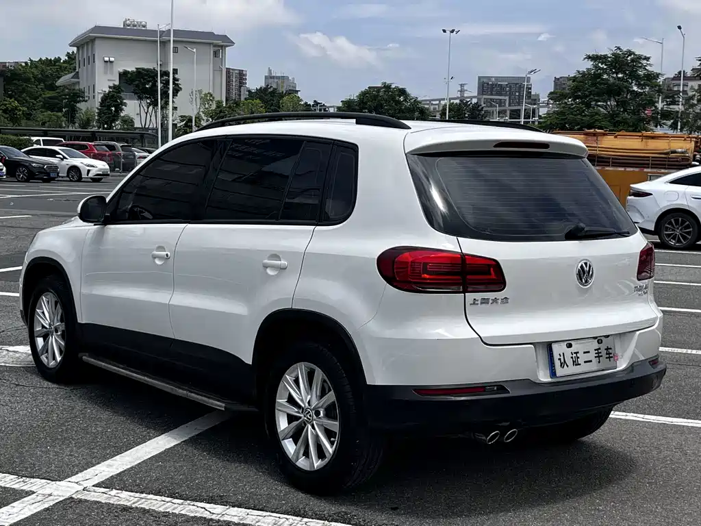 Volkswagen Tiguan — миниатюра 16