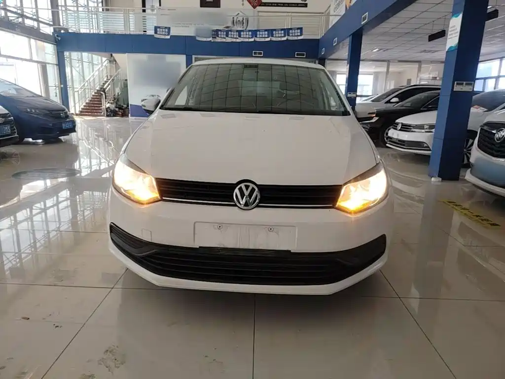 Volkswagen Polo — миниатюра 3