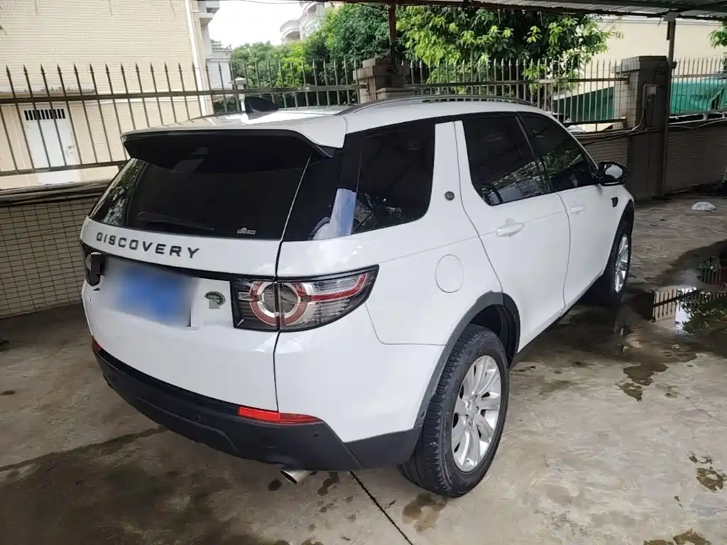 Land Rover Discovery Sport — миниатюра 7