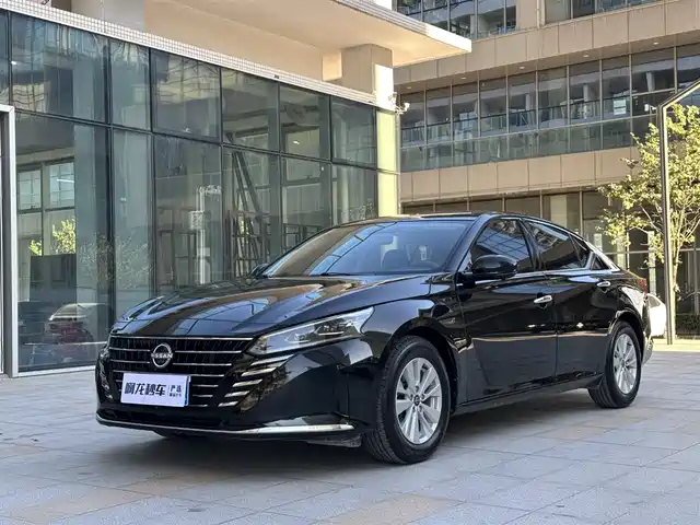 NISSAN TEANA 2024