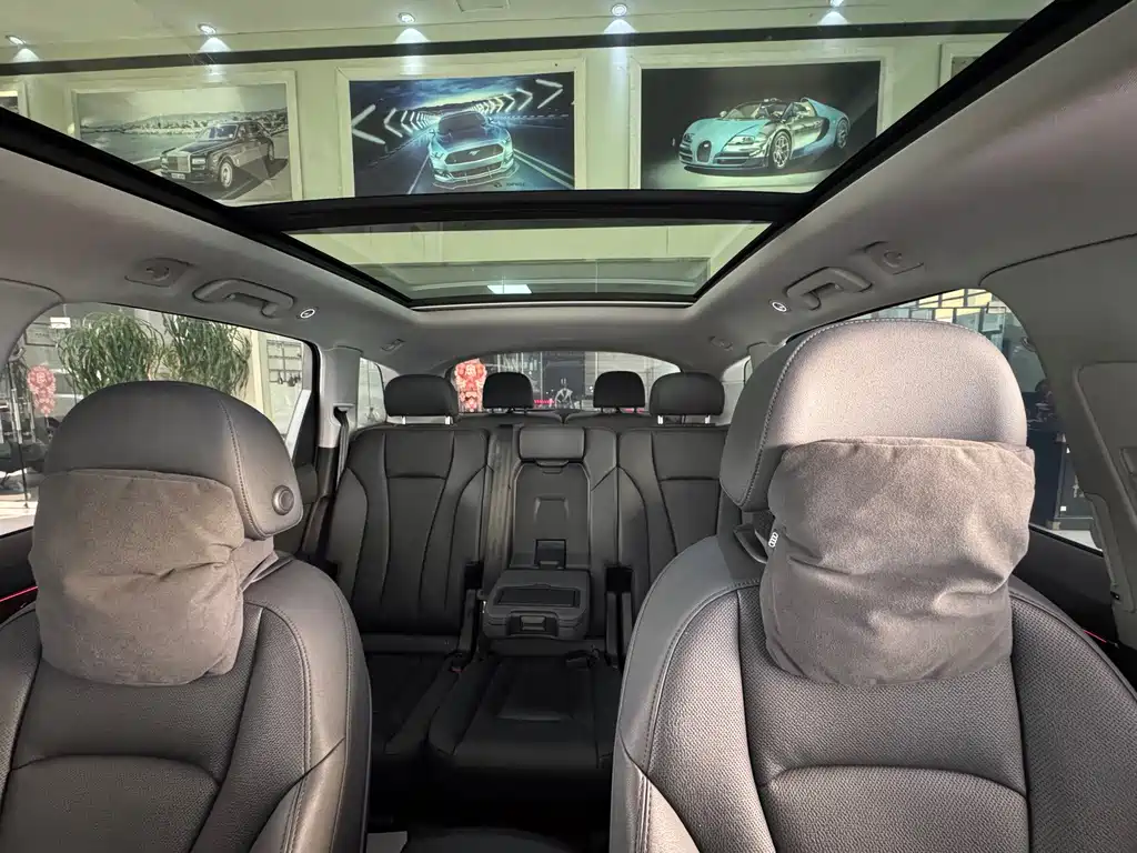 Audi Q7 — миниатюра 14
