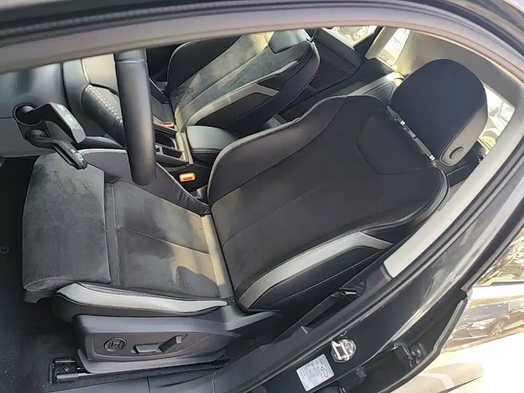 Audi Q3 — миниатюра 15