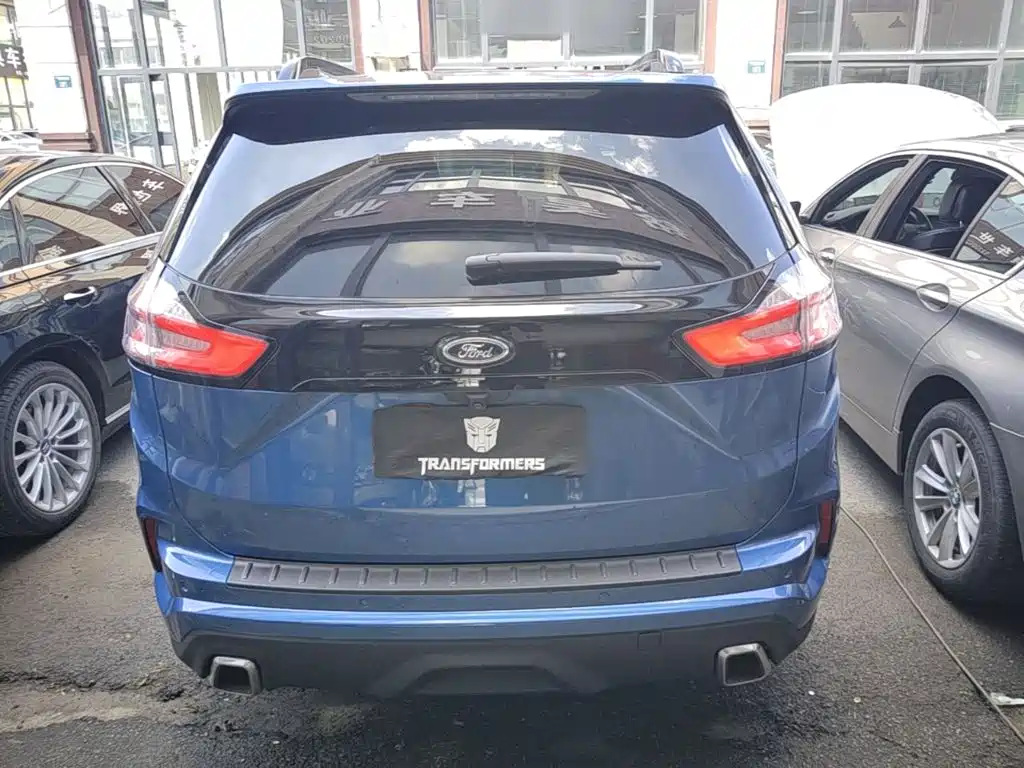 Ford Edge — миниатюра 6